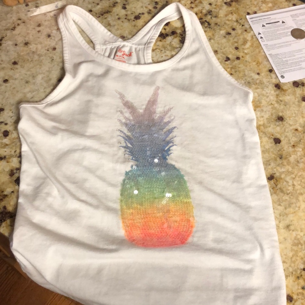 Cat and jack razor back girls t shirt  medium 7/8